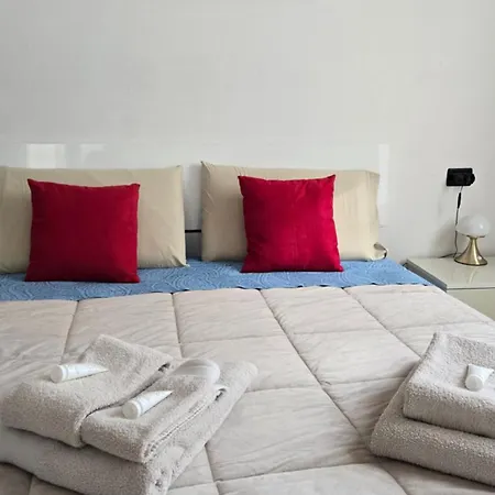 Apartment Grazioso Bilocale A Legnano. Legnano